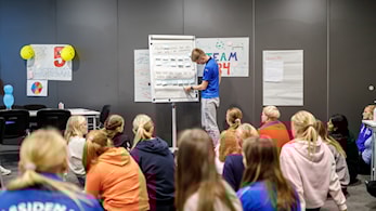 Vi søker engasjert ungdom til lederkurs!